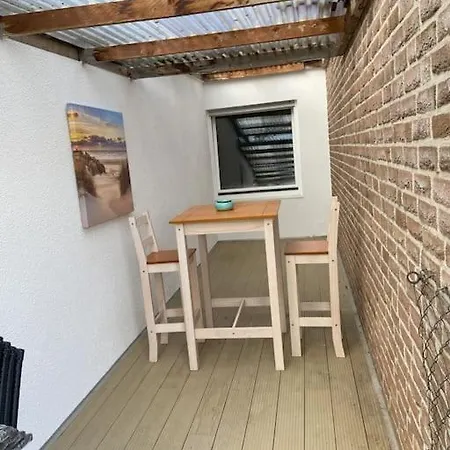 Kleines Einzelzimmer Nr. 7 In Kleve * Kleve (Dusseldorf)
